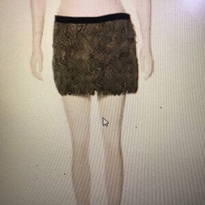 NWT ELIZABETH JAMES MULTICOLOR FEATHER MINI SKIRT SIZE 6